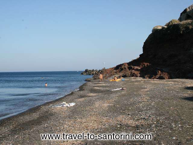 THE BEACH - The beach of Pori in Santorini