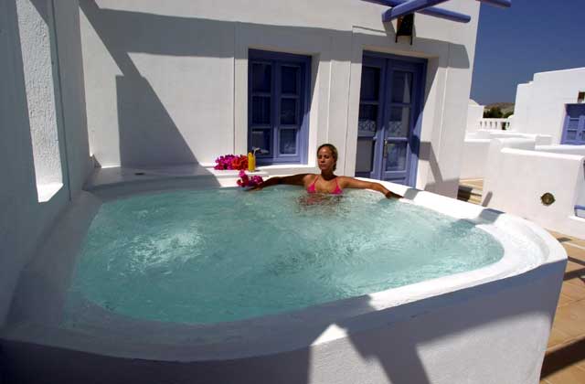 Most of the rooms have a private Jacuzzi CLICK TO ENLARGE