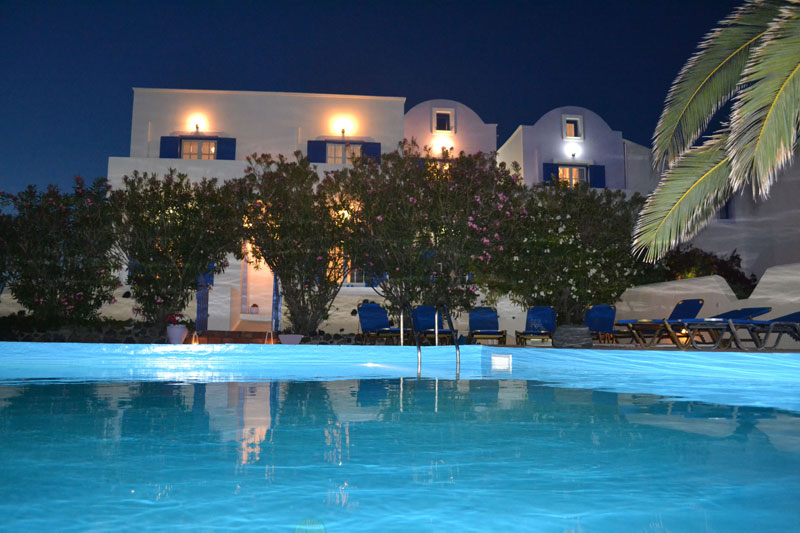 MELINA HOTEL IN  Fira