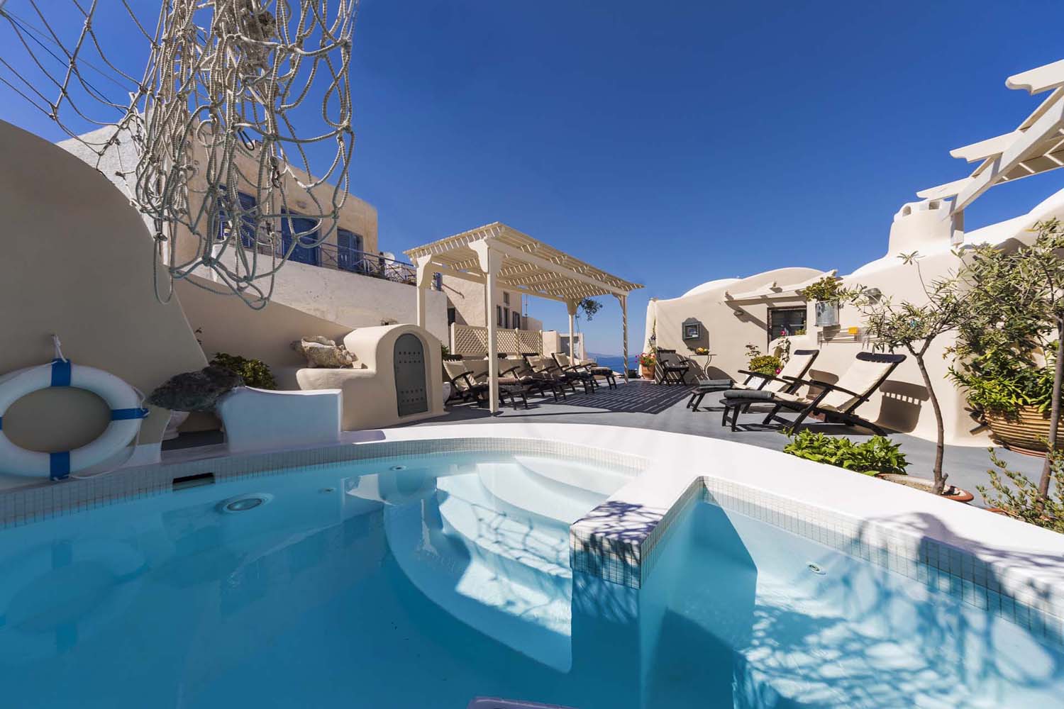 LOTZA STUDIOS  HOTELS IN  Finikia - Oia